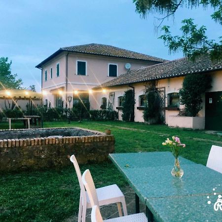 Отель Casale Appio Рим Экстерьер фото