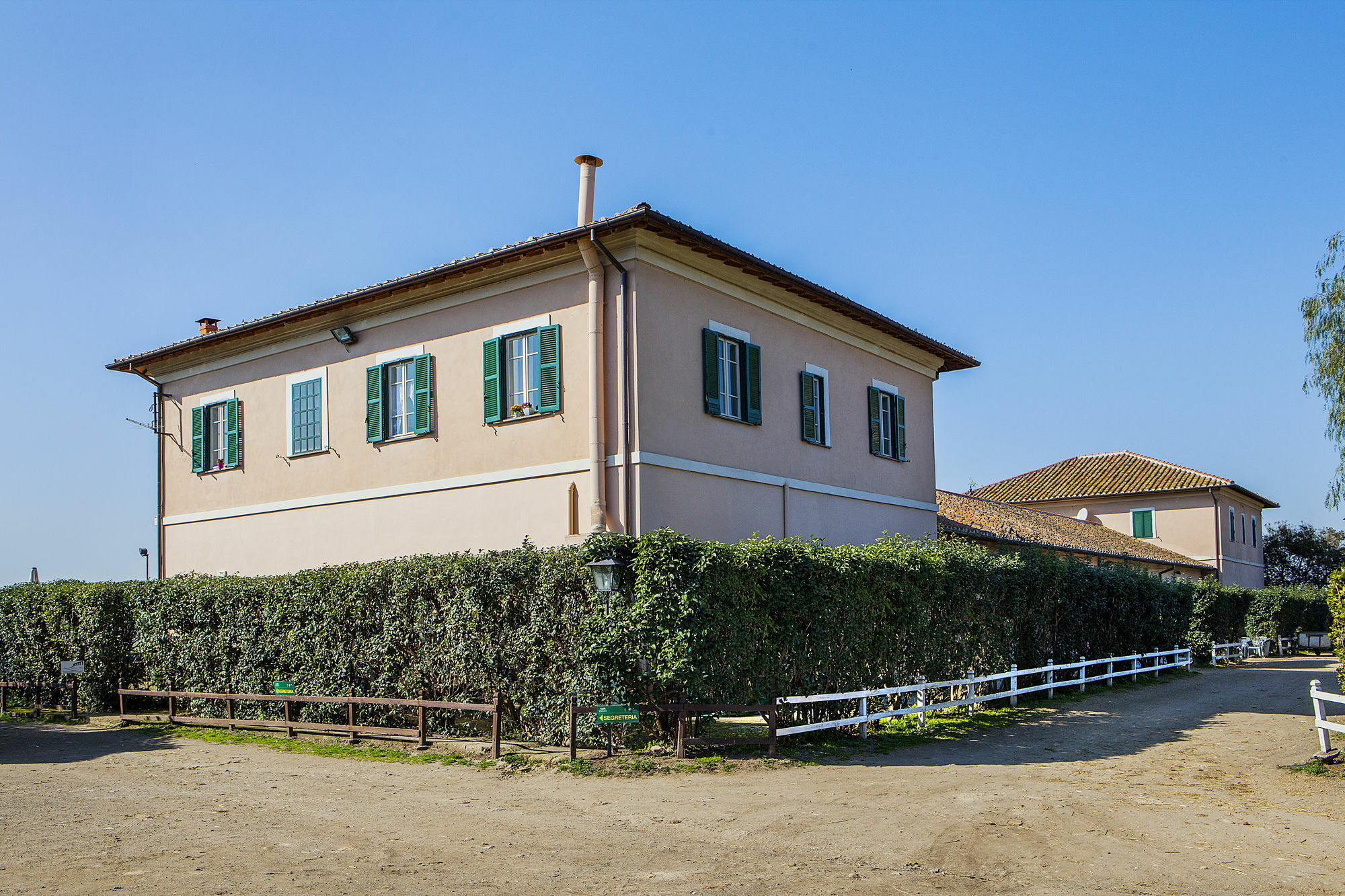 Отель Casale Appio Рим Экстерьер фото