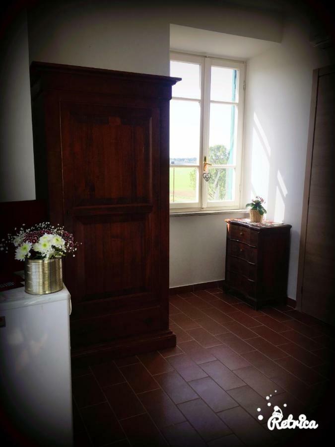Отель Casale Appio Рим Экстерьер фото